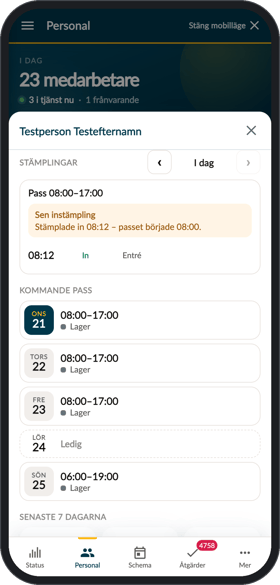 Stämplingar för en medarbetare med pass, stämplingar och avvikelse